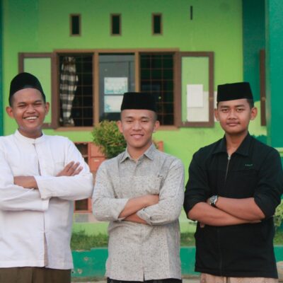 Kreativitas Santri Darurrohmah: Ciptakan Sensor Gerak untuk Membantu Penjagaan Gerbang