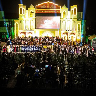 Ketika Seni, Budaya, Dakwah Bersatu di Panggung Darurrohmah Art Show 2026 Ketika Seni, Budaya, Dakwah Bersatu di Panggung Darurrohmah Art Show 2026